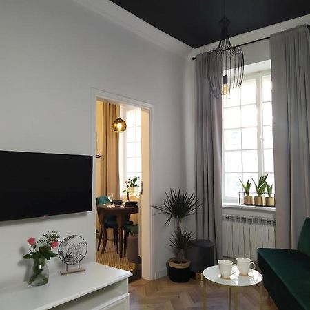 Ndm Apartament ワルシャワ エクステリア 写真